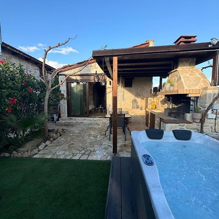 Studio Eleni - Oasis Holiday Houses كوكينوس بيرغوس المظهر الخارجي الصورة