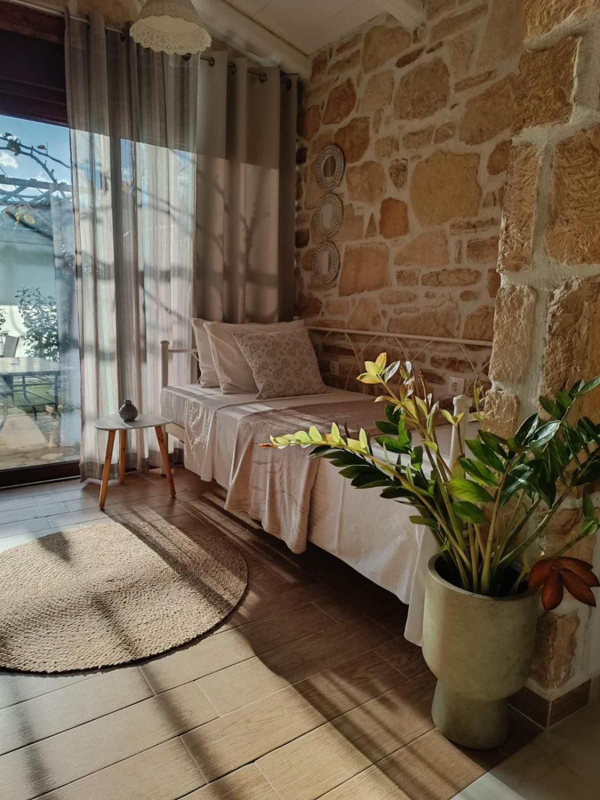 Studio Eleni - Oasis Holiday Houses كوكينوس بيرغوس المظهر الخارجي الصورة